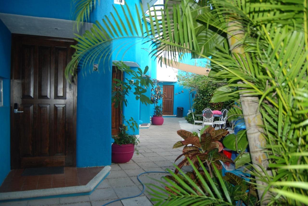 Hotel Villas Las Anclas Cozumel Bagian luar foto